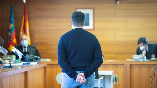 Un adulto es juzgado en Castellón por abusar de dos menores.
