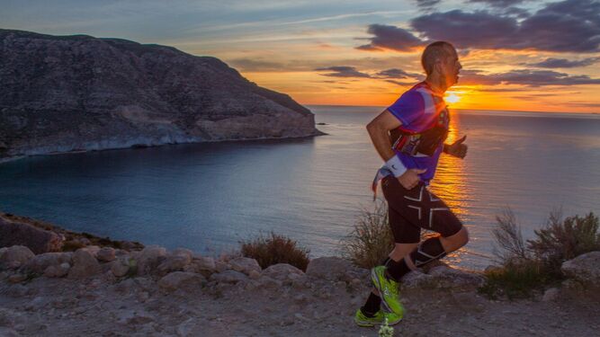 Completo protocolo de seguridad para la Ultramaratón ‘Costa de Almería’