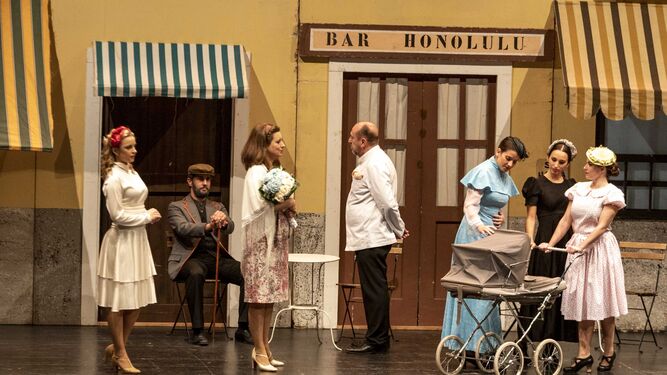 Teatro Lírico Andaluz durante la puesta en escena de ‘La del manojo de rosas’.