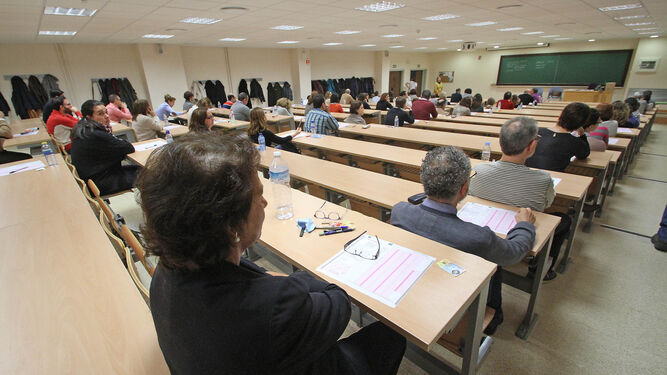Examen de oposición en Sevilla
