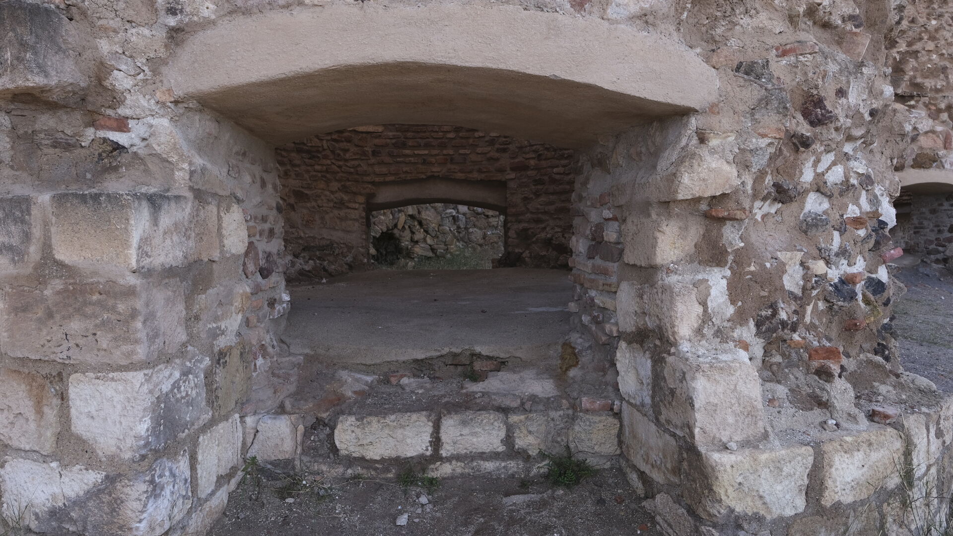 Fotogaler&iacute;a hornos de calcinaci&oacute;n en Lucainena de las Torres.  Almer&iacute;a