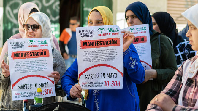 Manifestación contra desahucios sin alternativa habitacional, en 2019, en el barrio de El Quemadero