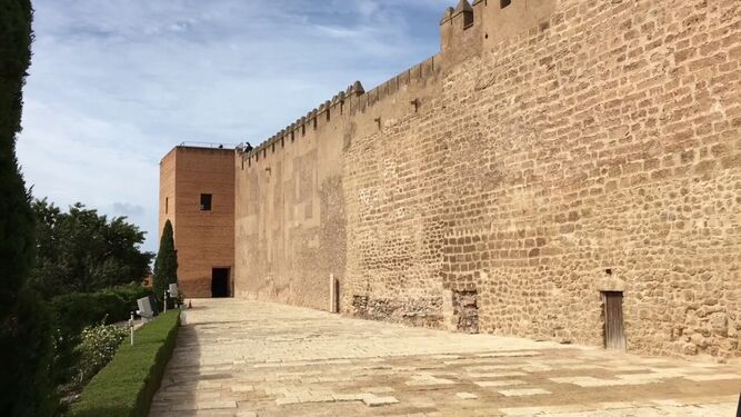 Muro de la Vela de la Alcazaba.