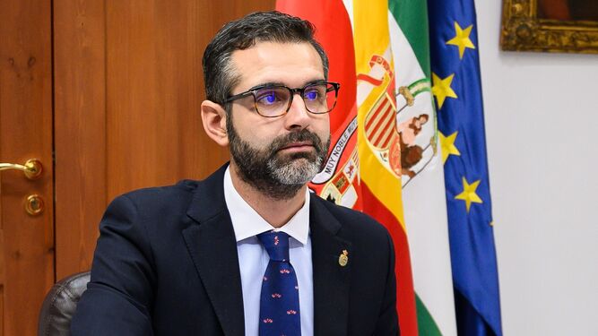 Fernández-Pacheco, durante el último Pleno telemático del Ayuntamiento de Almería
