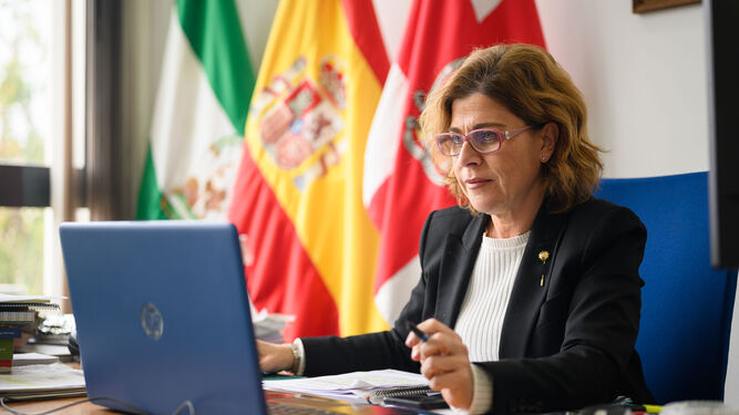 Paola Laynez, concejal del PP en el Ayuntamiento de Almería
