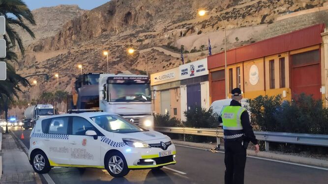 La Policía Local de Almería, con 42 bajas, pide prioridad para vacunarse.