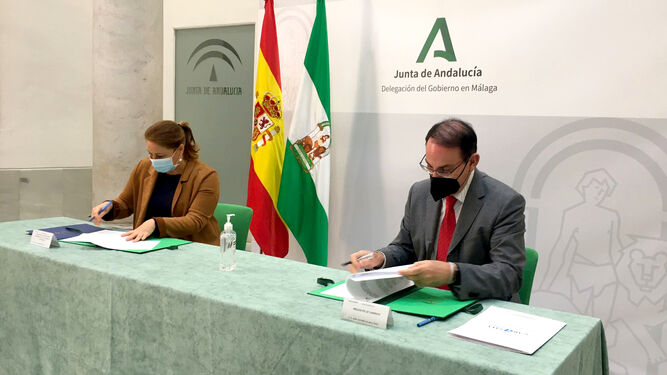 protocolo de colaboración firmado entre la Consejería de Agricultura, Ganadería, Pesca y Desarrollo Sostenible y Garántia para facilitar la liquidez del sector primario andaluz.