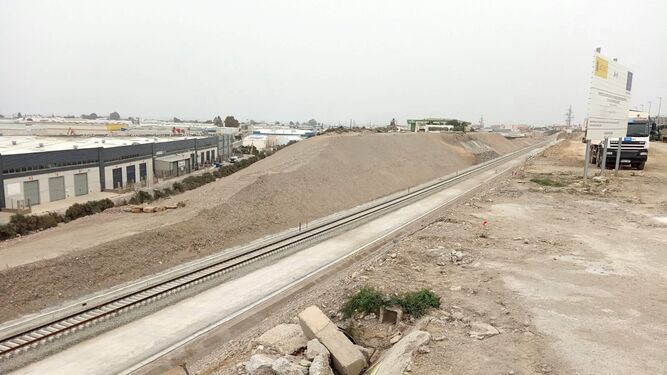 La Mesa del Ferrocarril reclama un "impulso urgente" a las obras del AVE en Almería