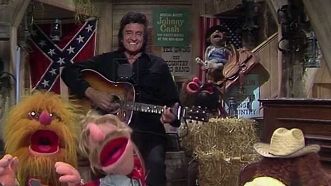 Johnny Cash entre teleñecos y la bandera sudista