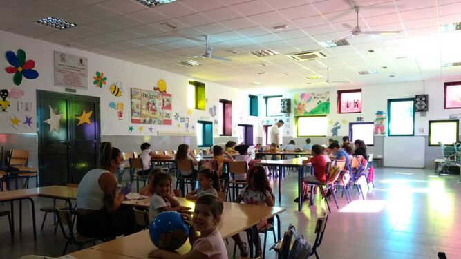 El Ayuntamiento quiere elaborar un diagnóstico sobre absentismo escolar en Vícar.