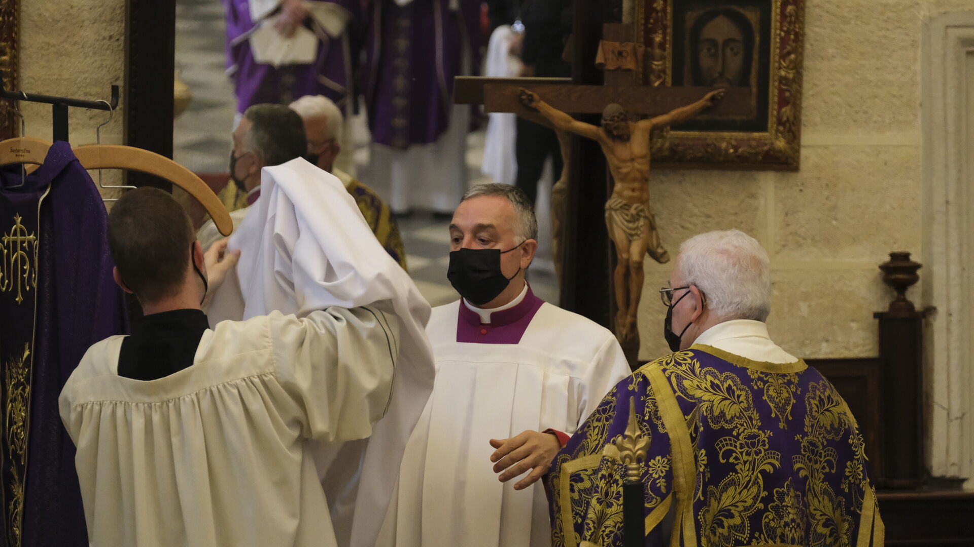 Fotogaler&iacute;a toma posesi&oacute;n nuevo Obispo Coadjutor de Almer&iacute;a, Antonio G&oacute;mez Cantero.