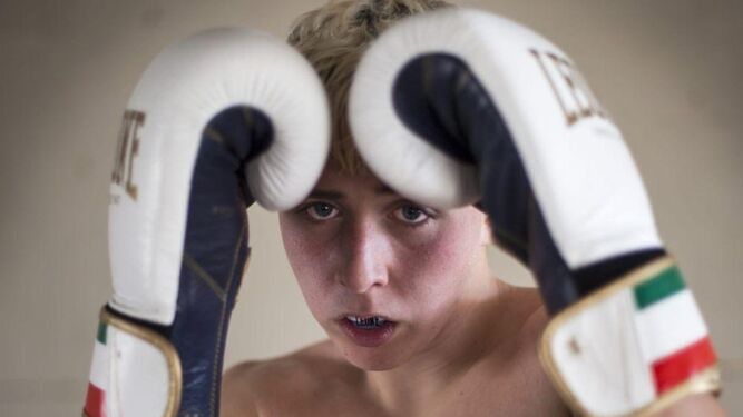 Iván Fernández es un joven boxeador de 16 años