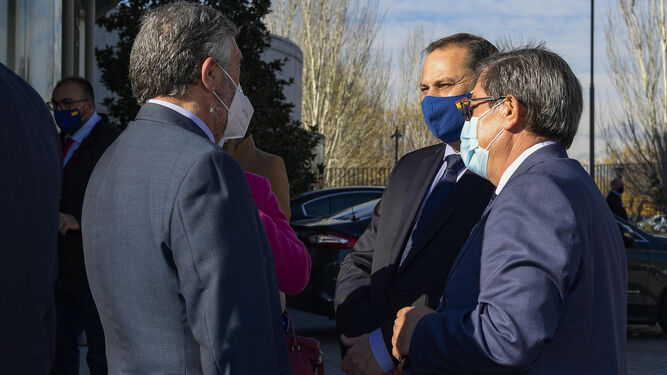 Ábalos, junto al secretario general de Agenda Urbana y Vivienda, David Lucas, en Granada.