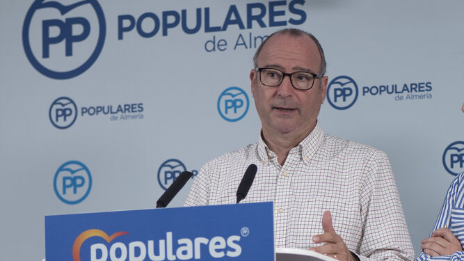 El senador del Partido Popular Luis Rogelio Rodríguez-Comendador.