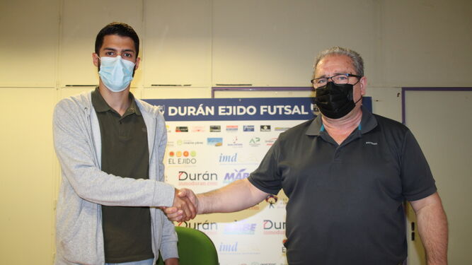 Jesús Gómez seguirá un año más en el CD El Ejido Futsal