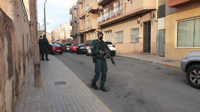 Más de una tonelada de hachís intervenidas y 20 detenidos por narcotráfico internacional en Almería