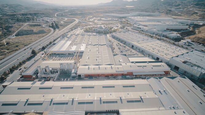 Instalaciones actuales del parque industrial de Cosentino en Almería