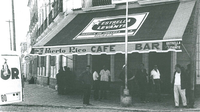 Café Bar Puerto Rico.