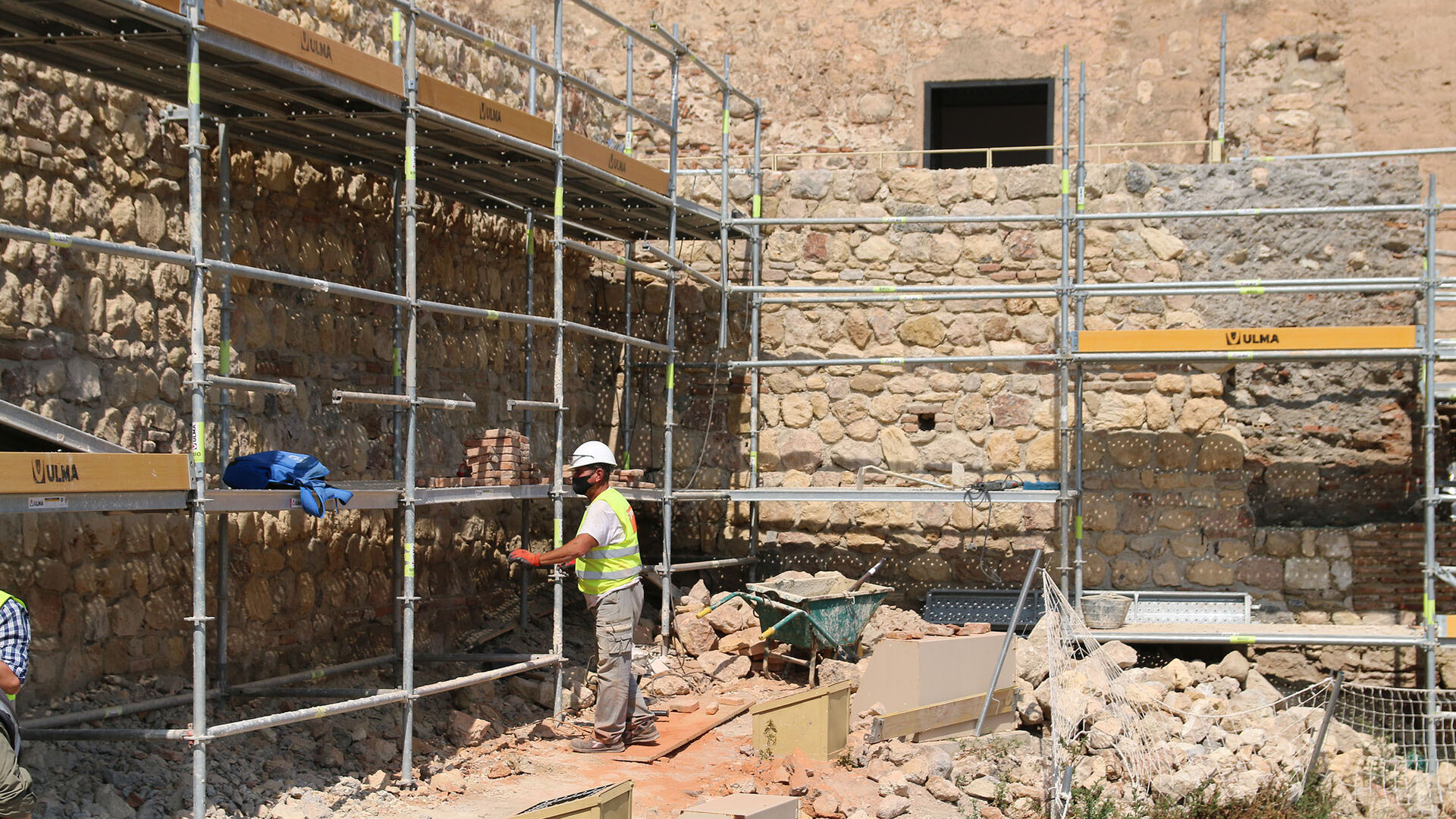 Fotogaler&iacute;a de las obras de restauraci&oacute;n de la muralla norte de la Alcazaba