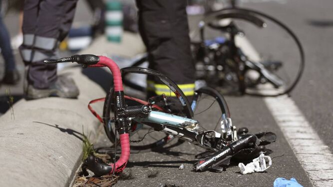 Imagen de archivo de accidente de ciclistas.