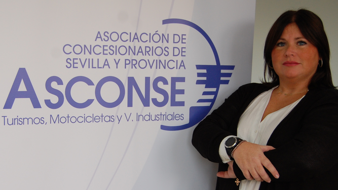 Moreno González, reelegida presidenta de la asociación que representa a los concesionarios sevillanos