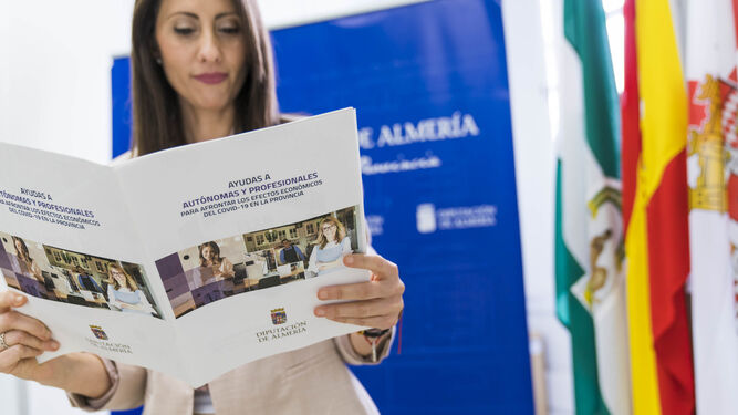 Balón de oxígeno de Diputación para las mujeres emprendedoras de Almería