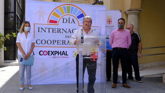 El presidente de Coexphal, Juan Antonio González, durante la presentación del Día Internacional del Cooperativismo