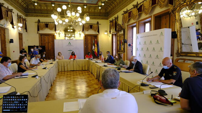 Reunión de la Comisión contra los cortes de luz y el fraude eléctrico .