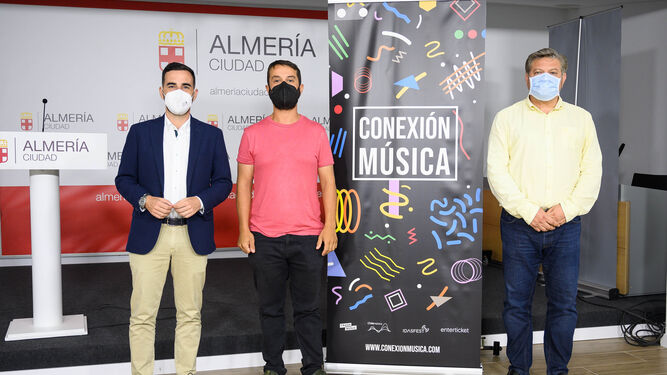 Presentación de las I Jornadas Internacionales ‘Conexión Música’ con Carlos Sánchez, Antonio Alcaraz y Diego Cruz.