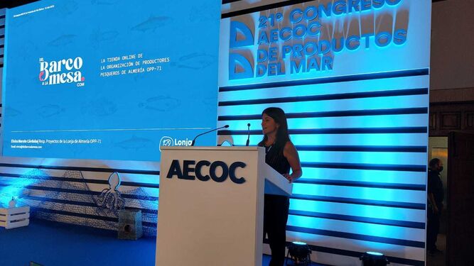 Elvira Morote, responsable de proyectos de la OPP-71, en el congreso celebrado por AECOC en Galicia
