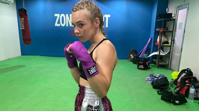 Elena García Volkova tiene solo doce años y es una joven promesa del boxeo