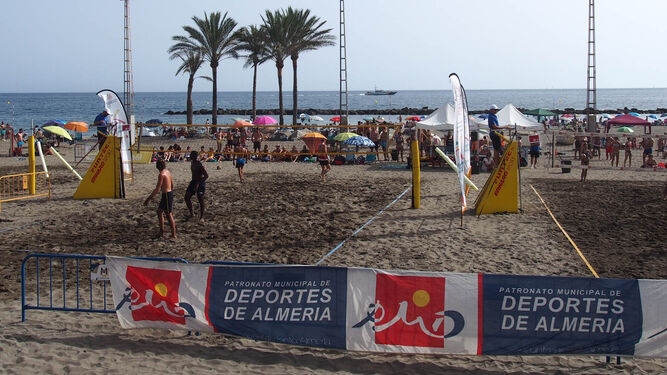 Los partidos se han disputado en la playa de El Palmeral de El Zapillo