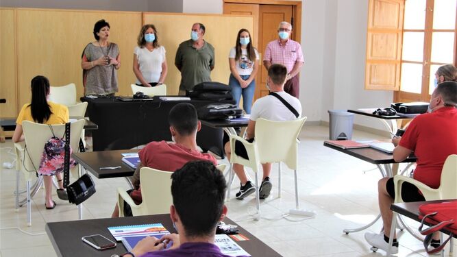 Inicio del curso 'Almería, empleo joven contra la despoblación' en Santa Fe