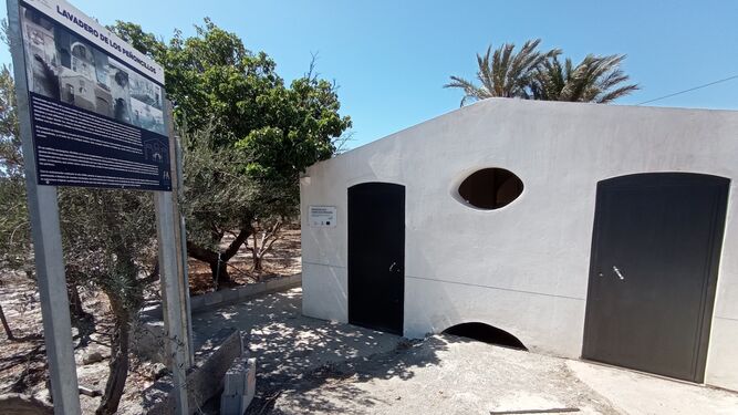 El Ayuntamiento de Huércal mejora los accesos y el entorno del lavadero de Los Peñoncillos