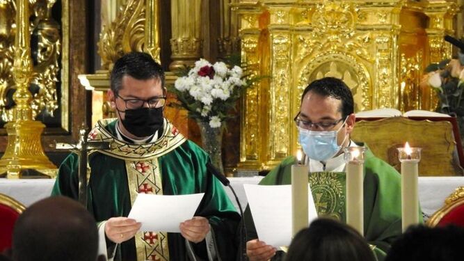 El nuevo párroco de Huércal Overa ya ejerce su labor pastoral junto al vicario parroquial