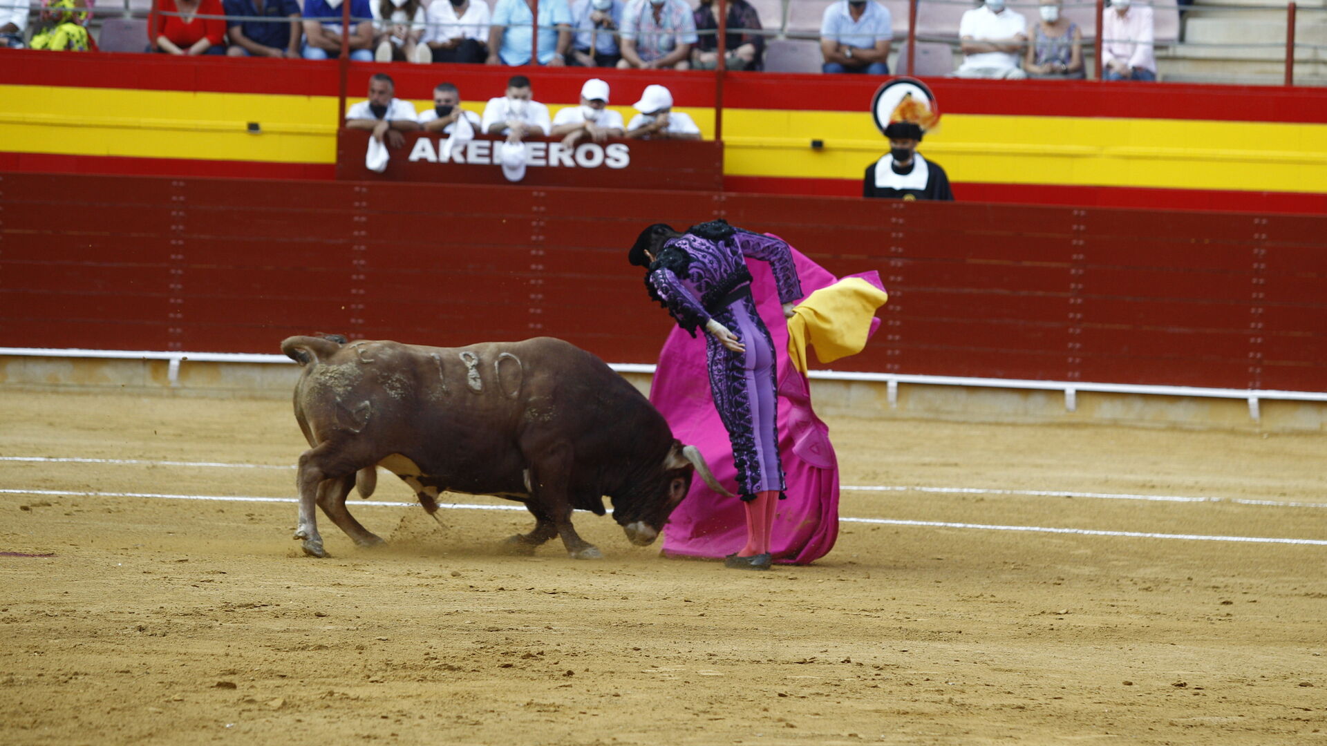 Fotogaler&iacute;a corrida de toros. Cayetano Rivera, Paco Ure&ntilde;a y Roca Rey. Roquetas de Mar.