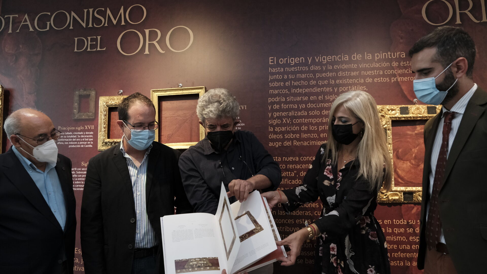 Fotogaler&iacute;a inauguraci&oacute;n exposici&oacute;n El Marco Barroco Espa&ntilde;ol. Museo de Almer&iacute;a.
