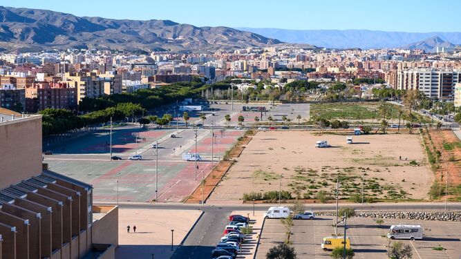 Vista área del espacio donde el Ayuntamiento tiene planteado actuar para hacer esa zona lúdica y deportiva