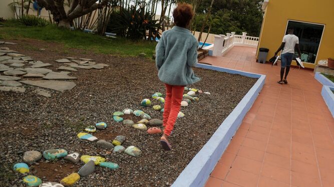 Niños en un centro de Las Palmas de menores llegaron solos en patera a Canarias.