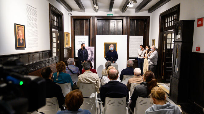 Acto de presentación de la obra ‘Miradas de niños’ en el Museo Doña Pakyta.