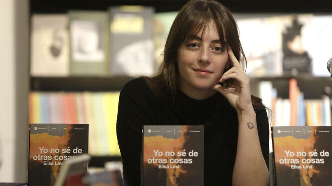 Elisa Levi, hace unas semanas en la librería Caótica de Sevilla.