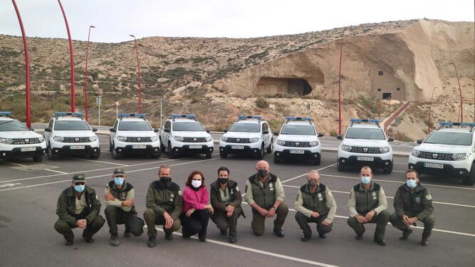 La Junta entrega 20 nuevos vehículos para los agentes de Medio Ambiente en Almería
