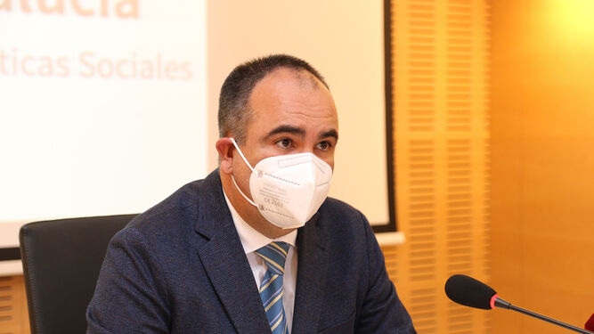 Igualdad refuerza con casi un millón de euros los servicios sociales comunitarios en la provincia de Almería