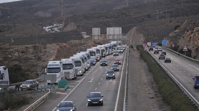Caravana de los transportistas a su llegada a la capital la pasada semana