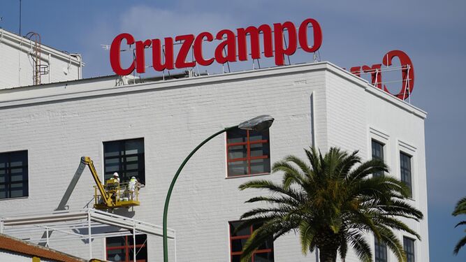 Edificio de la antigua fábrica de Cruzcampo en Sevilla propiedad de Heineken.