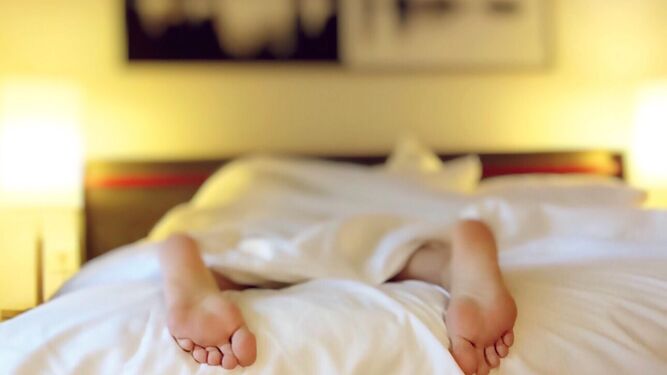 Una buena calidad de sueño hace que durante el día estemos menos estresados.
