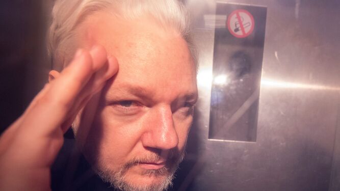 Julian Assange,  fundador de WikiLeaks