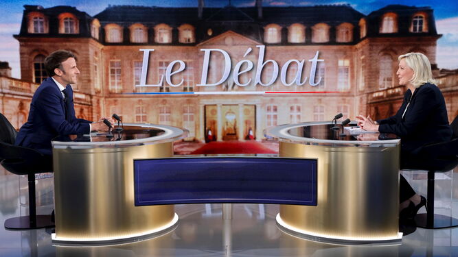 Macron y Le Pen, durante el último debate