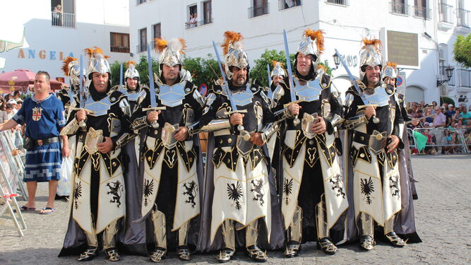 Desfile de Moros y Cristianos en Mojácar hace unos años.