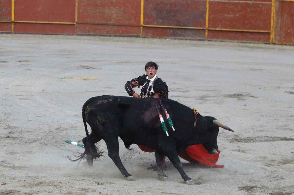 Im&aacute;genes de la corrida de toros en las Fiestas de Abrucena.